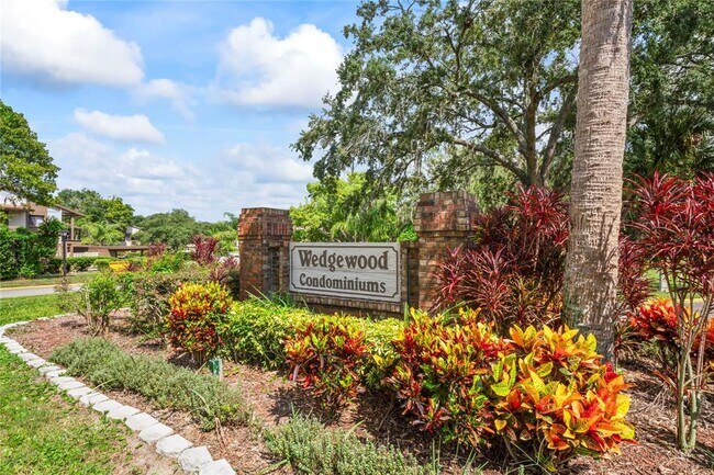 Building Photo - 13009 Wedgewood Way