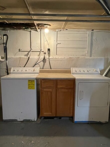 washer/dryer in basement - 348 N Pennsylvania Ave
