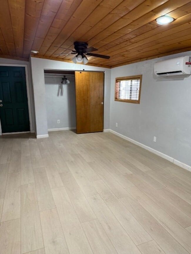 Building Photo - 1 bedroom Home in Cottonwood - Contact Property Pros Property Management