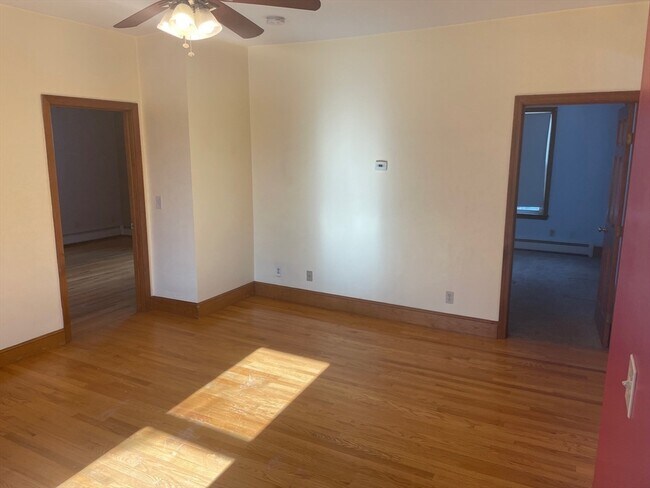 Building Photo - 21 Court St