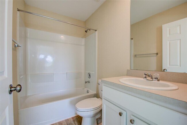 Building Photo - 5200 Elrington Vly Ln