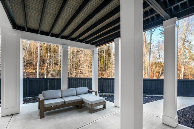 Building Photo - 507 Karen Ln