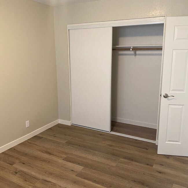 Building Photo - 21375 Bear Valley Rd