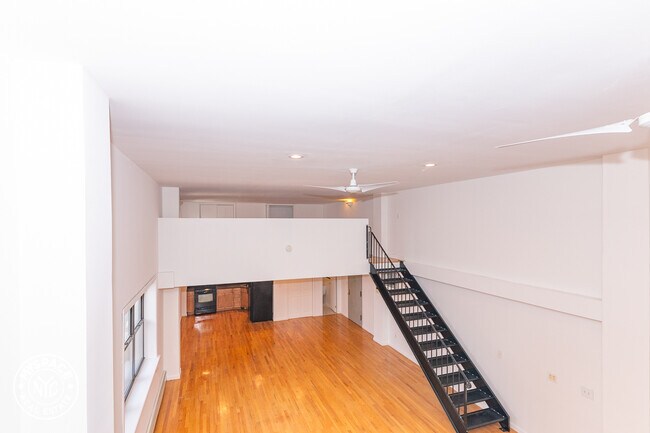Building Photo - 1535 Decatur St