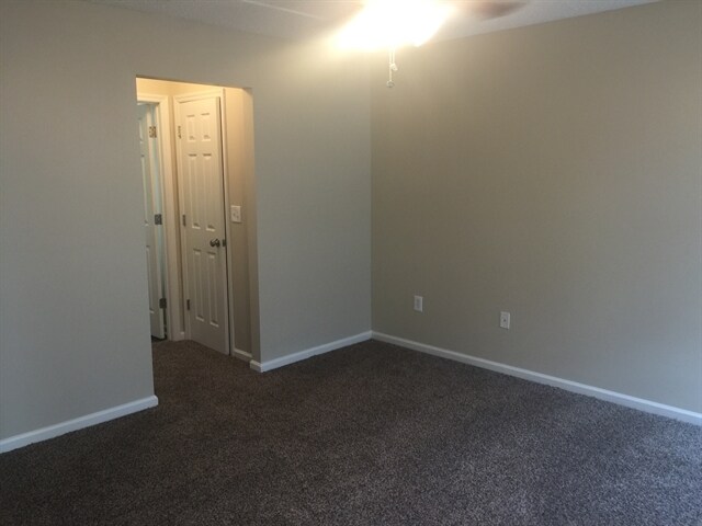 Building Photo - 4406 Hanging Moss Dr