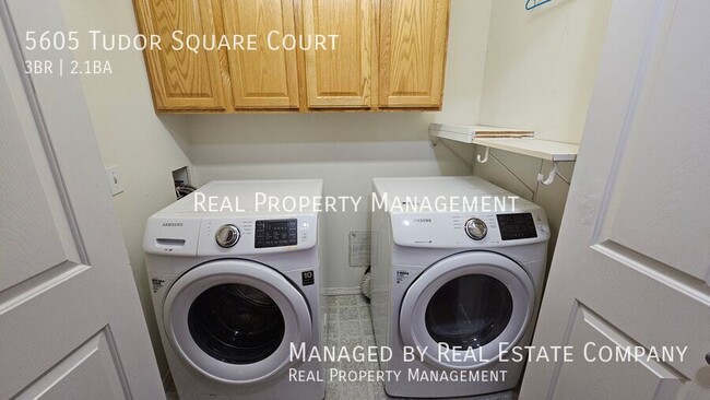 Building Photo - 5605 Tudor Square Ct
