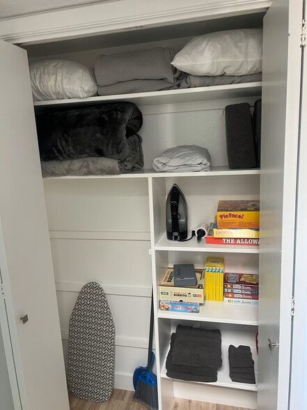 Extra Storage - 3393 Kearsage Dr