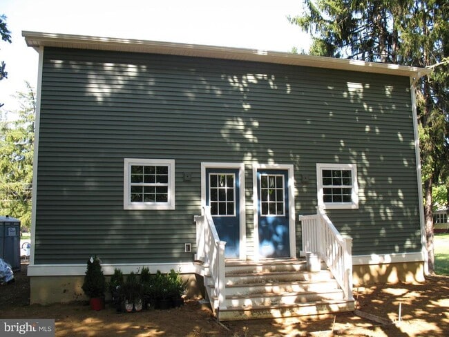 Building Photo - 1804-6 Kings Hwy