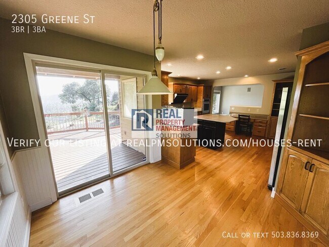 Building Photo - 2305 Greene St