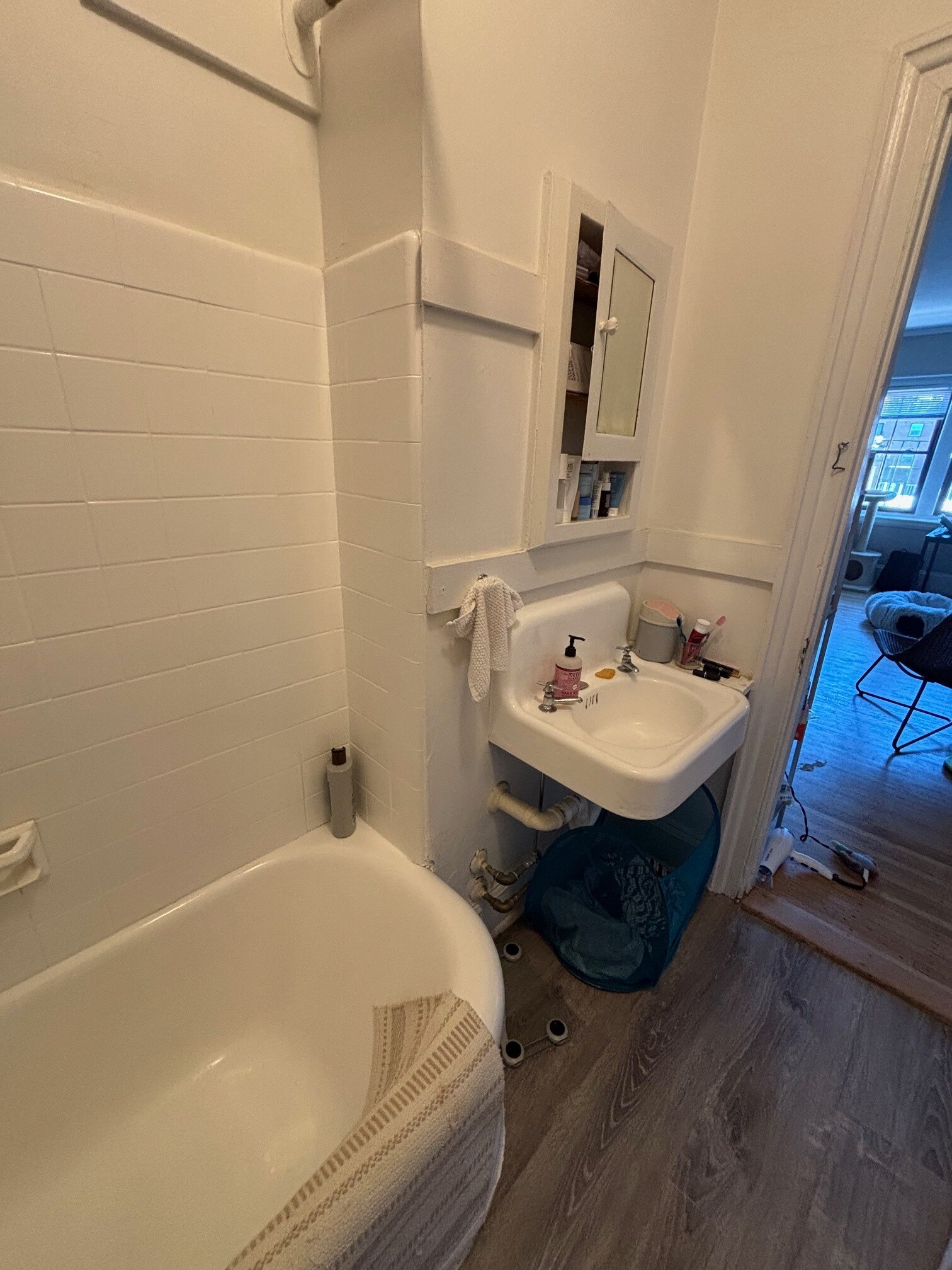 Building Photo - 85 Charles St