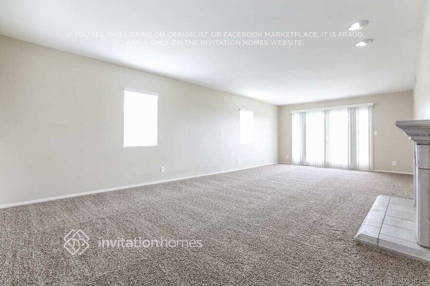 Building Photo - 9404 Wayside Dr