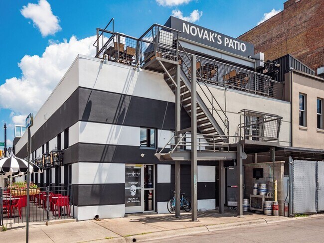 Building Photo - Luxury Living at Four X Five Condos