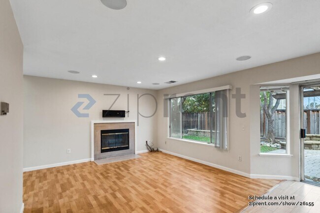 Building Photo - 6125 Linford Terrace