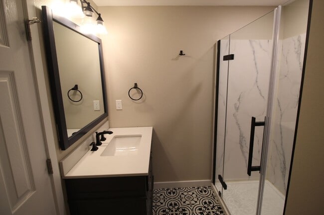 Building Photo - Great Home in West Loveland