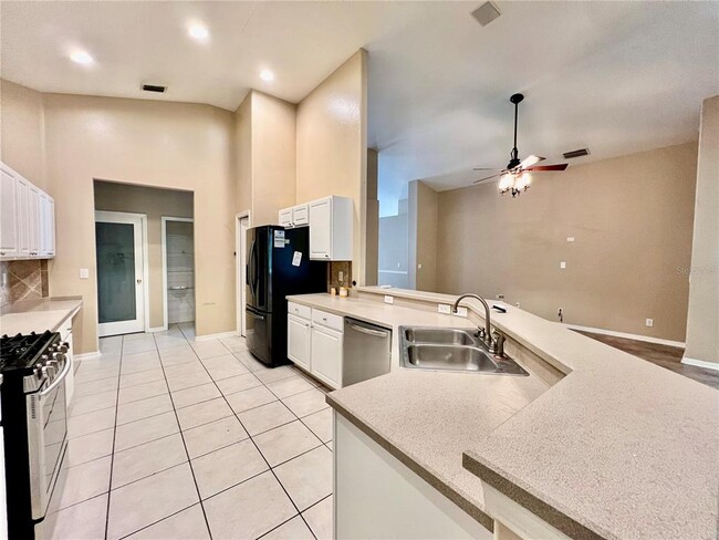 Building Photo - 18241 Collridge Dr