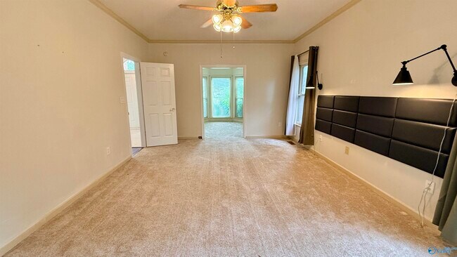 Building Photo - 113 Nobleton Ln NW