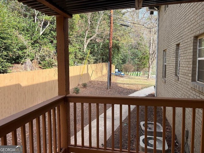 Building Photo - 1647 Briarcliff Rd NE