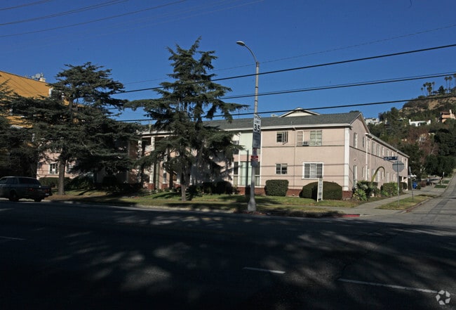Primary Photo - 4141 Los Feliz Blvd