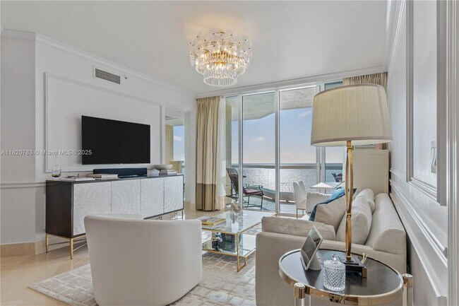 Primary Photo - 17875 Collins Ave