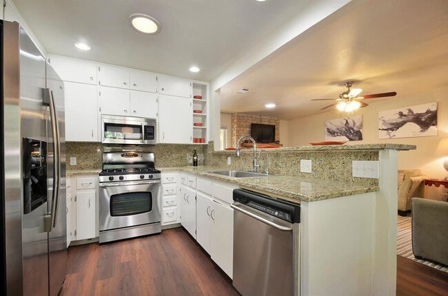 Building Photo - 8432 Bangor Bend