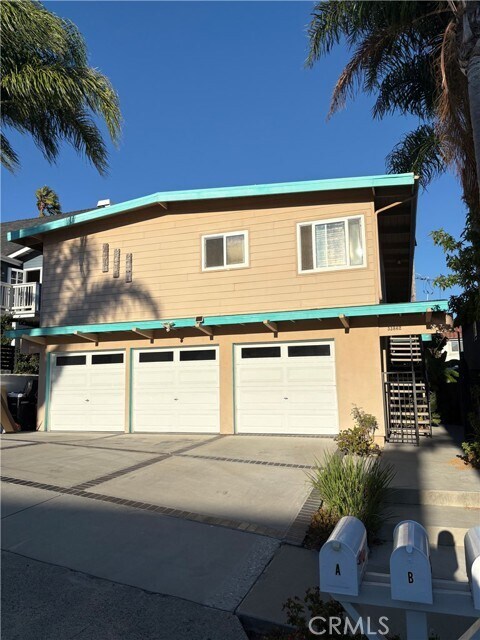 Building Photo - 33862 Diana Dr