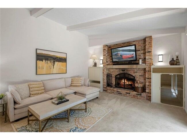 Building Photo - 14641 Crestview Ln