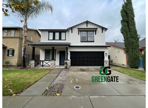 Building Photo - 2365 Paseo Del Sol