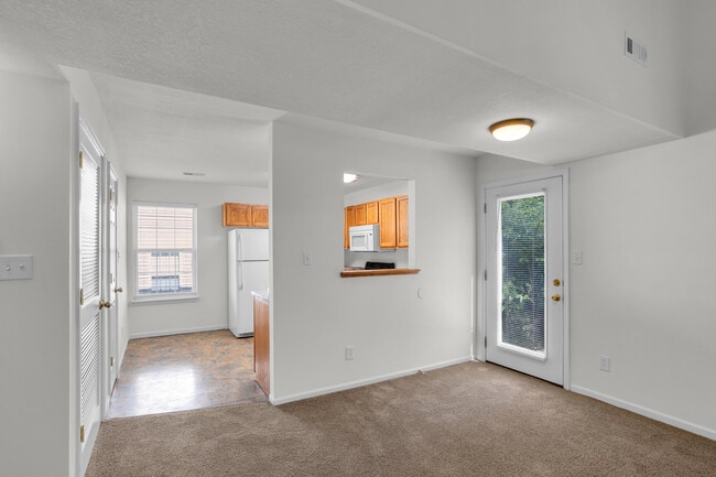 Building Photo - 1704 Juniper Dr