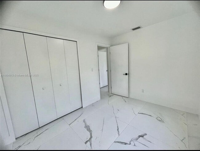 Building Photo - 11520 SW 57th St