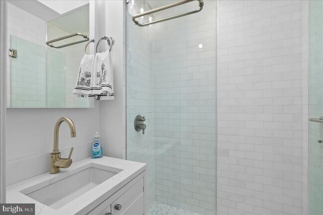 Building Photo - 1343 28th St NW