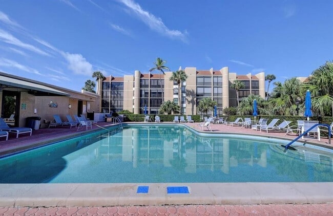 Building Photo - 3442 NE Causeway Blvd
