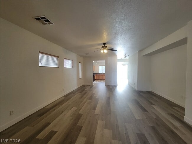 Building Photo - 3274 Bronze Leaf St