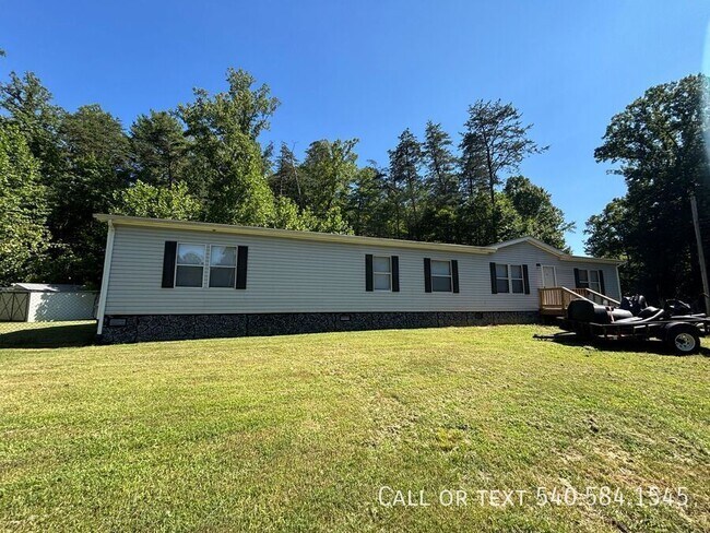 Building Photo - 6456 Back Creek Rd