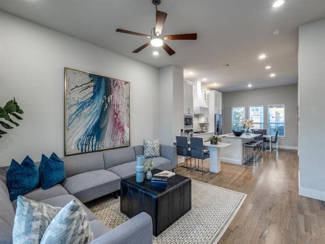 Building Photo - 1129 Manderly Ct