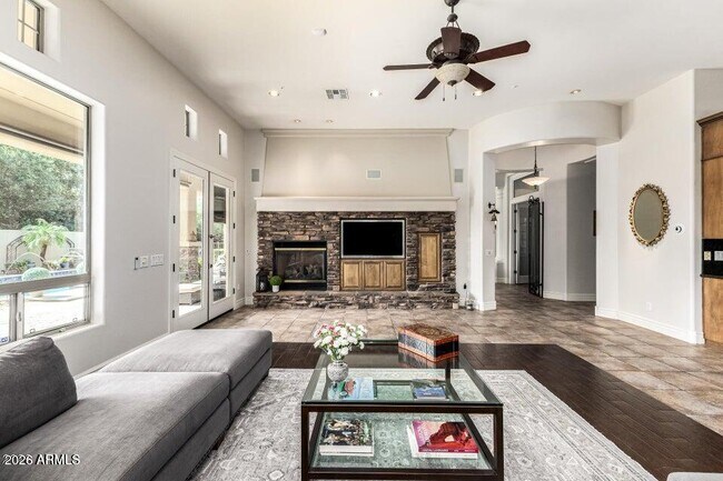 Building Photo - 10919 E Onyx Ct