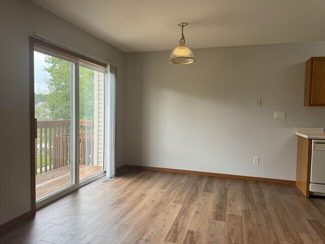 Building Photo - $1,550 | 2 Bedroom, 2.5 Bathroom Multi Floor Town Home | Pet Friendly* | Available for Immediate ...