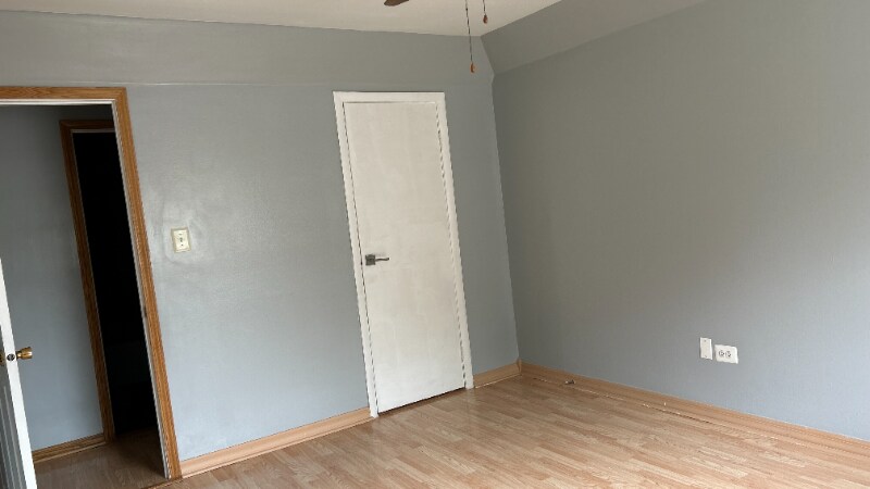 Building Photo - 10275 86th Terrace