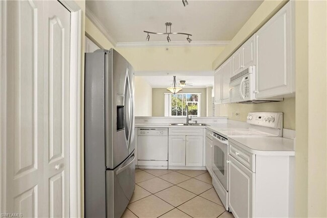 Building Photo - 19991 Barletta Ln