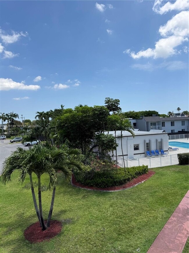 Building Photo - 4920 NW 79th Ave