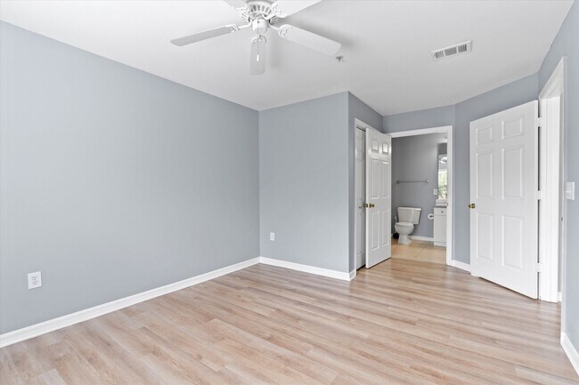 Building Photo - 3591 Kernan Blvd S