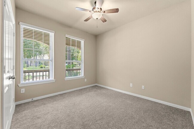 Building Photo - 34 Sawbridge Cir