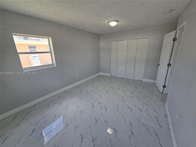 Building Photo - 1320 NE 211th Terrace