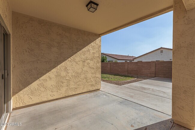 Building Photo - 45401 Balboa Dr