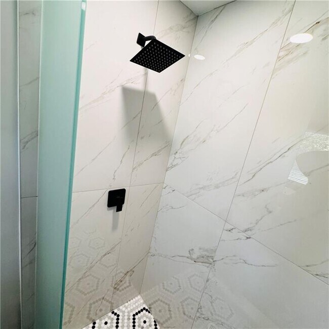 Building Photo - 2054 Fargo Pl SE