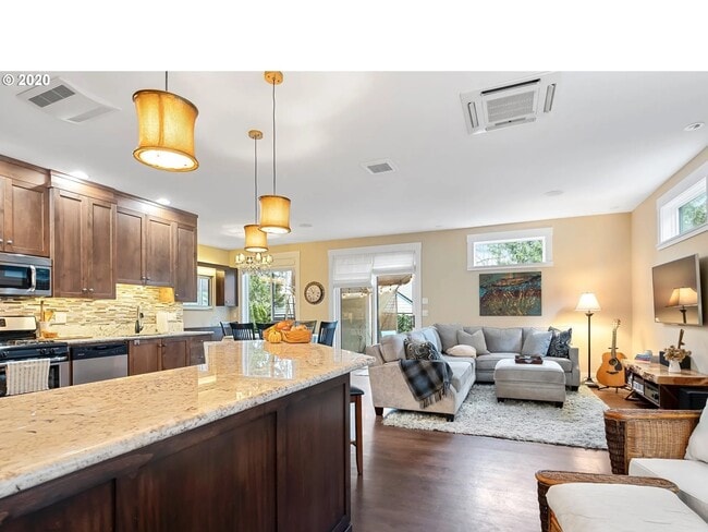 Building Photo - 9646 Southwest Carmina Lane