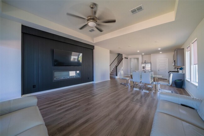 Building Photo - 21802 Blue Daisy Ct