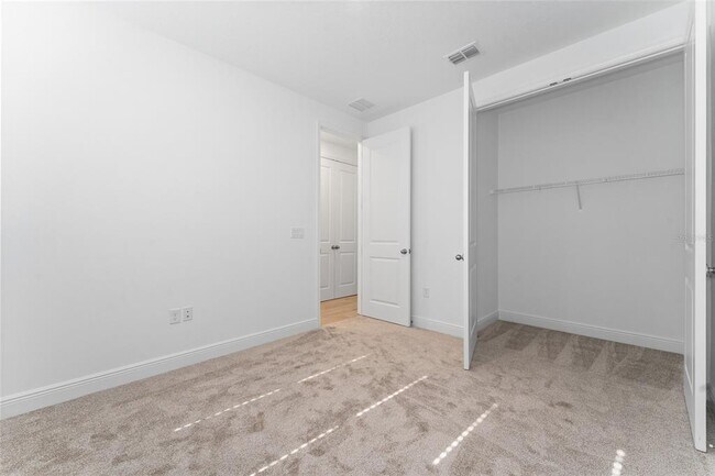 Building Photo - 10065 Peebles St