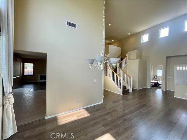 Building Photo - 16376 Skyridge Dr