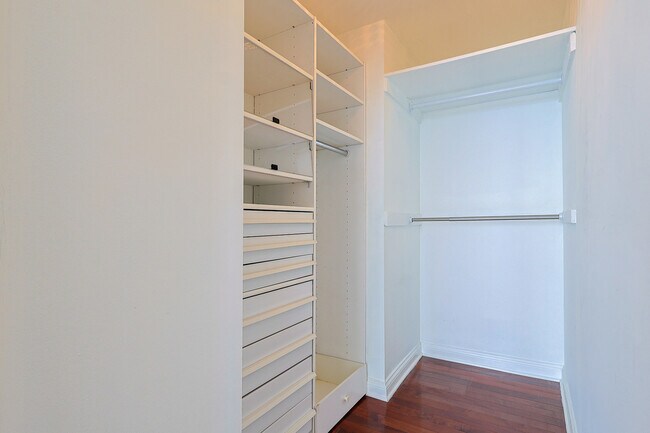 Building Photo - 155 N Harbor Dr