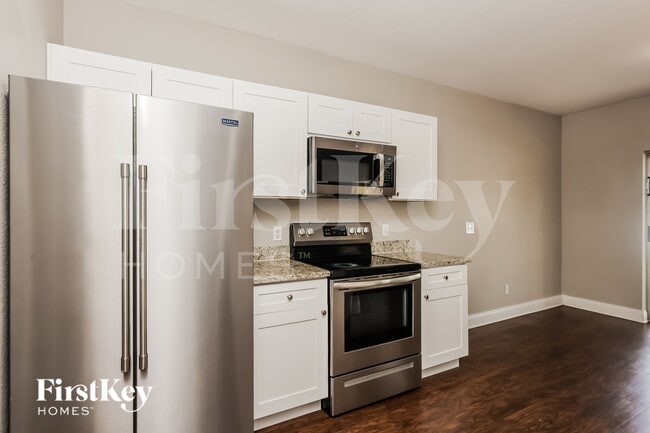 Building Photo - 1553 S Cranberry Blvd